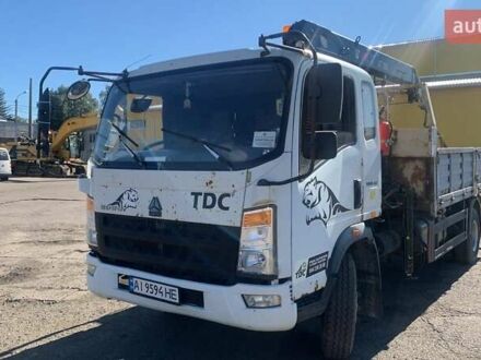 Белый Хово ZZ1317, объемом двигателя 3 л и пробегом 259 тыс. км за 32000 $, фото 1 на Automoto.ua