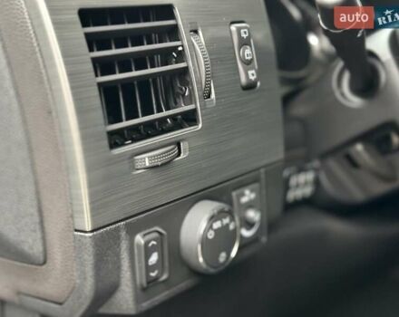 Хаммер Н2 2008 у Рівному на Automoto.ua Білий Хаммер Н2, об'ємом двигуна 6.2 л та пробігом 78 тис. км за 41000 $, фото 24 на Automoto.ua
