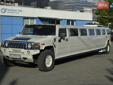 Белый Хаммер Н2, объемом двигателя 6 л и пробегом 185 тыс. км за 19995 $, фото 1 на Automoto.ua
