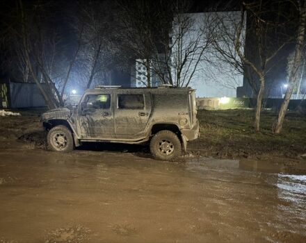 Чорний Хаммер Н2, об'ємом двигуна 6 л та пробігом 111 тис. км за 18000 $, фото 3 на Automoto.ua