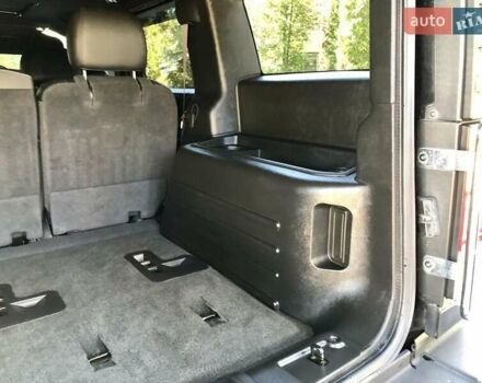 Черный Хаммер Н2, объемом двигателя 6 л и пробегом 121 тыс. км за 35000 $, фото 33 на Automoto.ua