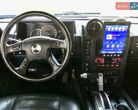 Черный Хаммер Н2, объемом двигателя 6 л и пробегом 121 тыс. км за 35000 $, фото 21 на Automoto.ua