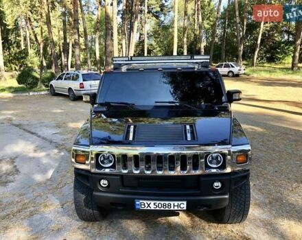 Черный Хаммер Н2, объемом двигателя 6 л и пробегом 121 тыс. км за 35000 $, фото 2 на Automoto.ua