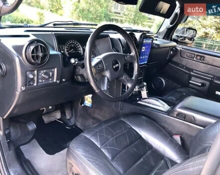 Черный Хаммер Н2, объемом двигателя 6 л и пробегом 121 тыс. км за 35000 $, фото 18 на Automoto.ua