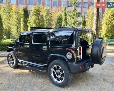 Черный Хаммер Н2, объемом двигателя 6 л и пробегом 121 тыс. км за 35000 $, фото 5 на Automoto.ua