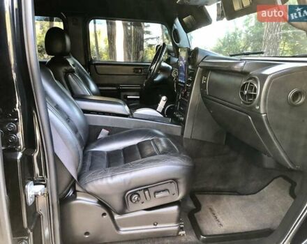 Черный Хаммер Н2, объемом двигателя 6 л и пробегом 121 тыс. км за 35000 $, фото 23 на Automoto.ua