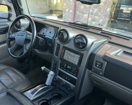 Серый Хаммер Н2, объемом двигателя 6 л и пробегом 200 тыс. км за 27777 $, фото 10 на Automoto.ua