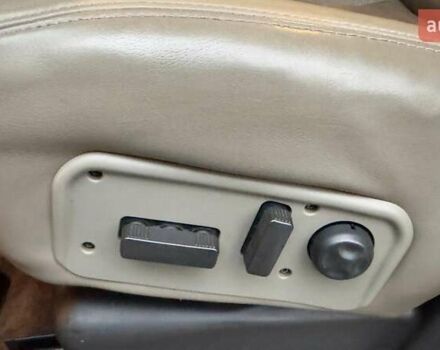 Сірий Хаммер Н2, об'ємом двигуна 5.97 л та пробігом 125 тис. км за 29900 $, фото 16 на Automoto.ua