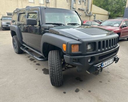 Черный Хаммер Н3, объемом двигателя 3.7 л и пробегом 142 тыс. км за 13000 $, фото 2 на Automoto.ua
