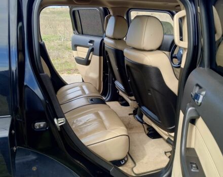 Черный Хаммер Н3, объемом двигателя 3.7 л и пробегом 130 тыс. км за 20000 $, фото 18 на Automoto.ua