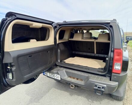 Черный Хаммер Н3, объемом двигателя 3.7 л и пробегом 130 тыс. км за 20000 $, фото 21 на Automoto.ua