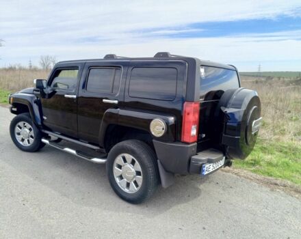 Черный Хаммер Н3, объемом двигателя 3.7 л и пробегом 130 тыс. км за 20000 $, фото 5 на Automoto.ua