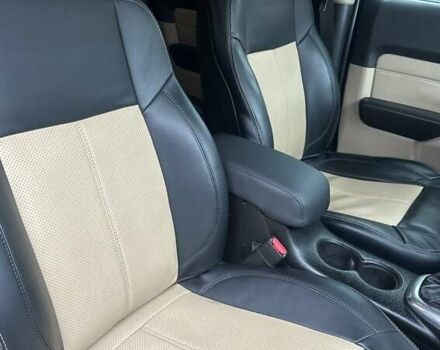 Чорний Хаммер Н3, об'ємом двигуна 3.65 л та пробігом 168 тис. км за 23300 $, фото 50 на Automoto.ua