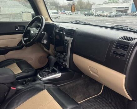 Чорний Хаммер Н3, об'ємом двигуна 3.65 л та пробігом 168 тис. км за 23300 $, фото 22 на Automoto.ua