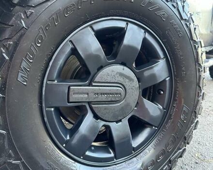 Чорний Хаммер Н3, об'ємом двигуна 3.65 л та пробігом 280 тис. км за 16500 $, фото 6 на Automoto.ua