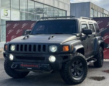 Черный Хаммер Н3, объемом двигателя 3.65 л и пробегом 280 тыс. км за 16500 $, фото 1 на Automoto.ua