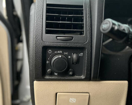 Сірий Хаммер Н3, об'ємом двигуна 3.65 л та пробігом 79 тис. км за 16899 $, фото 16 на Automoto.ua