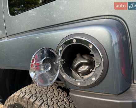 Синий Хаммер Н3, объемом двигателя 3.46 л и пробегом 109 тыс. км за 20000 $, фото 4 на Automoto.ua