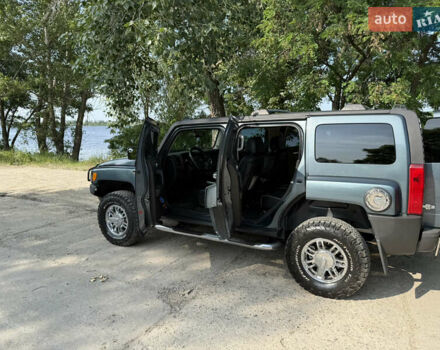 Синій Хаммер Н3, об'ємом двигуна 3.46 л та пробігом 109 тис. км за 20000 $, фото 33 на Automoto.ua