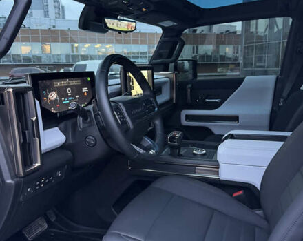 Белый Хаммер EV, объемом двигателя 0 л и пробегом 9 тыс. км за 130000 $, фото 59 на Automoto.ua