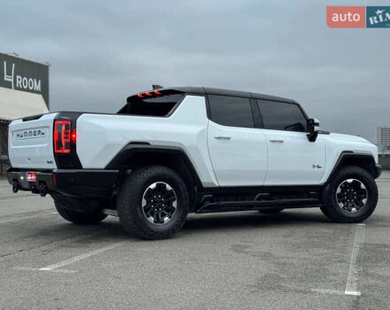 Білий Хаммер EV, об'ємом двигуна 0 л та пробігом 9 тис. км за 130000 $, фото 6 на Automoto.ua
