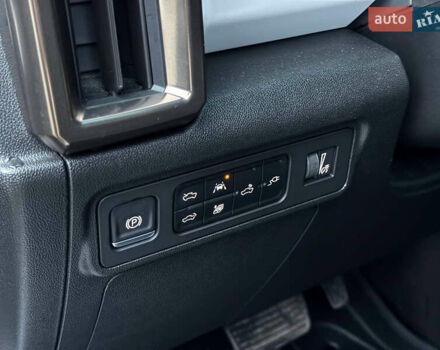 Білий Хаммер EV, об'ємом двигуна 0 л та пробігом 9 тис. км за 130000 $, фото 32 на Automoto.ua