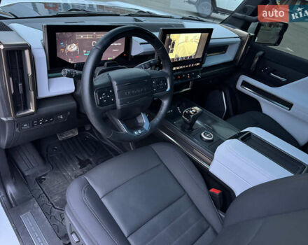 Белый Хаммер EV, объемом двигателя 0 л и пробегом 9 тыс. км за 130000 $, фото 31 на Automoto.ua