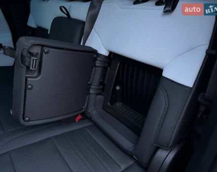 Білий Хаммер EV, об'ємом двигуна 0 л та пробігом 9 тис. км за 130000 $, фото 37 на Automoto.ua