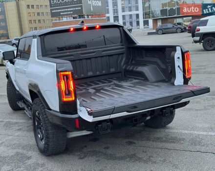 Белый Хаммер EV, объемом двигателя 0 л и пробегом 9 тыс. км за 130000 $, фото 29 на Automoto.ua