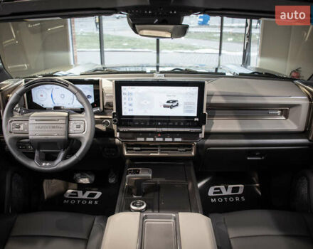 Хаммер EV SUV 2024 в Киеве на Automoto.ua Серый Хаммер EV SUV, объемом двигателя 0 л и пробегом 1 тыс. км за 124000 $, фото 19 на Automoto.ua