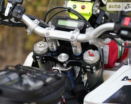 Хускварна 701, об'ємом двигуна 0.7 л та пробігом 10 тис. км за 13000 $, фото 9 на Automoto.ua