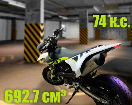 Черный Хускварна 701 Supermoto, объемом двигателя 0 л и пробегом 10 тыс. км за 5000 $, фото 1 на Automoto.ua