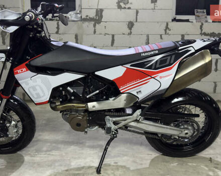 Хускварна 701 Supermoto, об'ємом двигуна 0.7 л та пробігом 10 тис. км за 4500 $, фото 4 на Automoto.ua