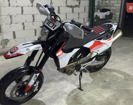 Хускварна 701 Supermoto, об'ємом двигуна 0.7 л та пробігом 10 тис. км за 4500 $, фото 6 на Automoto.ua
