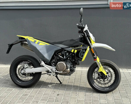 Хускварна 701 Supermoto, об'ємом двигуна 0.7 л та пробігом 1 тис. км за 11900 $, фото 2 на Automoto.ua