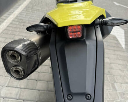 Хускварна 701 Supermoto, об'ємом двигуна 0.7 л та пробігом 1 тис. км за 11900 $, фото 18 на Automoto.ua