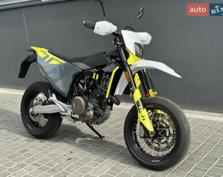 Хускварна 701 Supermoto, об'ємом двигуна 0.7 л та пробігом 1 тис. км за 11900 $, фото 3 на Automoto.ua