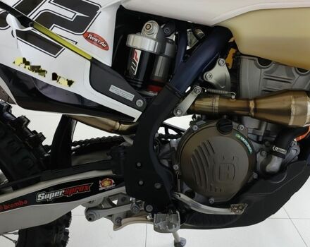 Хускварна Другая, объемом двигателя 0.35 л и пробегом 0 тыс. км за 8353 $, фото 9 на Automoto.ua