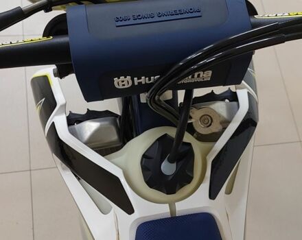 Хускварна Другая, объемом двигателя 0.35 л и пробегом 0 тыс. км за 8353 $, фото 3 на Automoto.ua