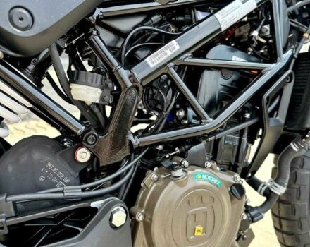 Хускварна Інша, об'ємом двигуна 0.37 л та пробігом 0 тис. км за 7462 $, фото 6 на Automoto.ua