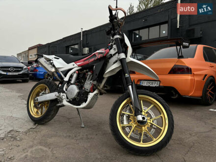 Хускварна SM 510R 2009 в Киеве на Automoto.ua Белый Хускварна SM 510R, объемом двигателя 0.51 л и пробегом 13 тыс. км за 5100 $, фото 1 на Automoto.ua