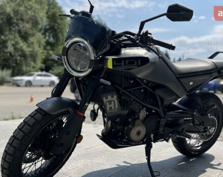 купить новое авто Хускварна Svartpilen 2024 года от официального дилера Дніпромотор Хускварна фото