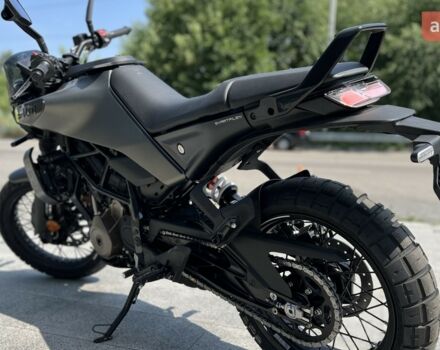 купить новое авто Хускварна Svartpilen 2024 года от официального дилера Дніпромотор Хускварна фото