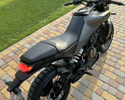Черный Хускварна Svartpilen 401, объемом двигателя 0.41 л и пробегом 2 тыс. км за 6550 $, фото 10 на Automoto.ua