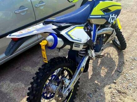 Хускварна TE 300 2016 у Києві на Automoto.ua Синій Хускварна TE 300, об'ємом двигуна 0 л та пробігом 1 тис. км за 6200 $, фото 1 на Automoto.ua