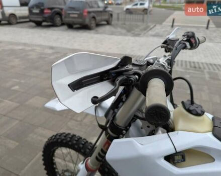 Белый Хускварна TX, объемом двигателя 0 л и пробегом 1 тыс. км за 7500 $, фото 16 на Automoto.ua