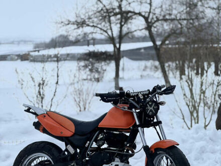 Помаранчевий Хьюсонг РТ, об'ємом двигуна 0.12 л та пробігом 20 тис. км за 1200 $, фото 1 на Automoto.ua