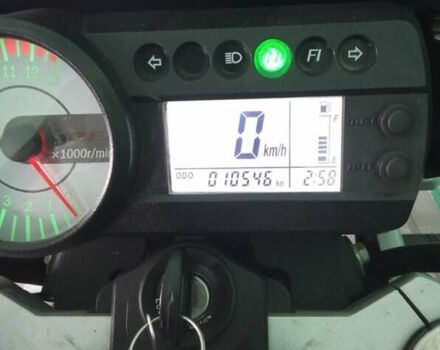 Черный Хьюсонг GT 250R, объемом двигателя 0.25 л и пробегом 10 тыс. км за 2500 $, фото 1 на Automoto.ua