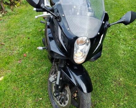 Хьюсонг GT 250R 2010 в Черновцах на Automoto.ua Черный Хьюсонг GT 250R, объемом двигателя 0.25 л и пробегом 5 тыс. км за 2500 $, фото 2 на Automoto.ua