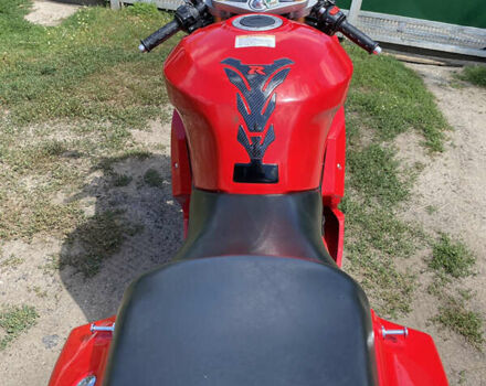 Красный Хьюсонг GT 250R, объемом двигателя 0.25 л и пробегом 23 тыс. км за 2300 $, фото 6 на Automoto.ua